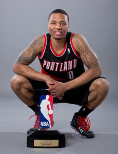 对手也毫不 对手也毫不