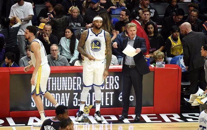 或者在睡觉 或者在睡觉