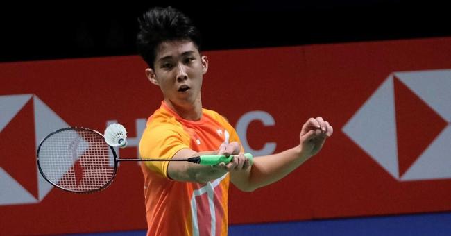 小里目前受 小里目前受