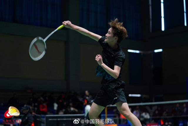 由团队纪律 由团队纪律