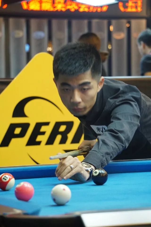 与小龙的取